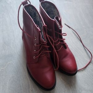 Madison Red Lace‎ Up Boots size 7ish, lined